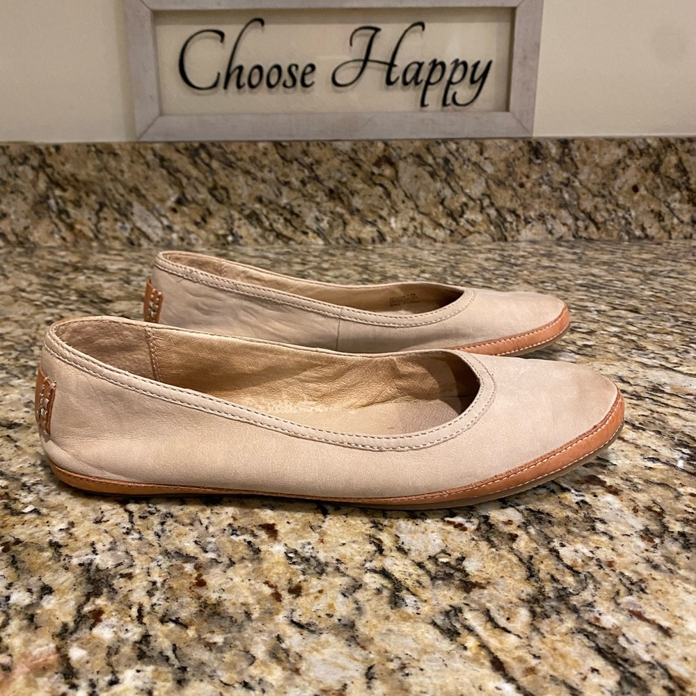 Frye leather Reagan ballet flat size 7.5